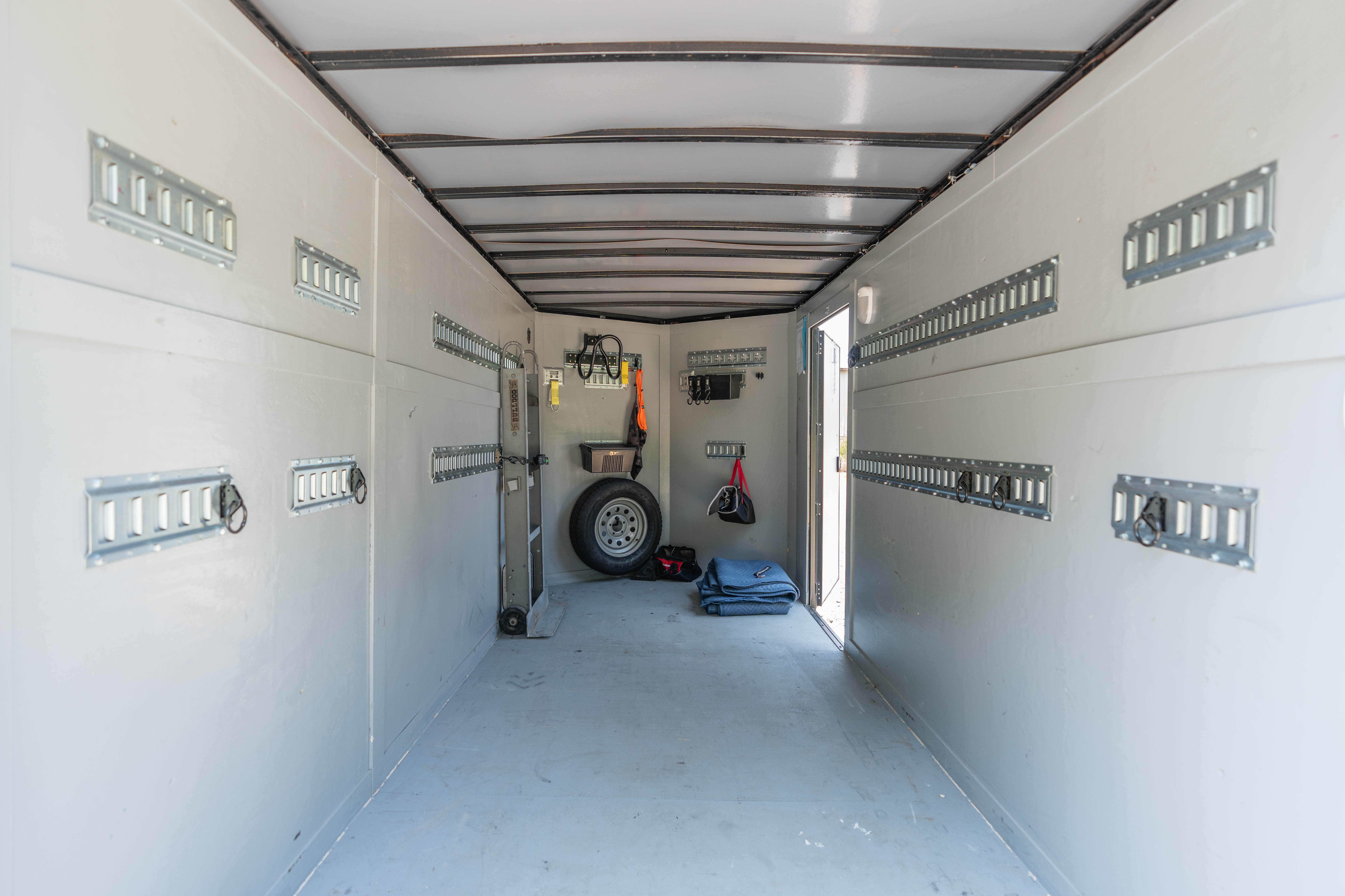 6x12 Enclosed Trailer thumbnail 7