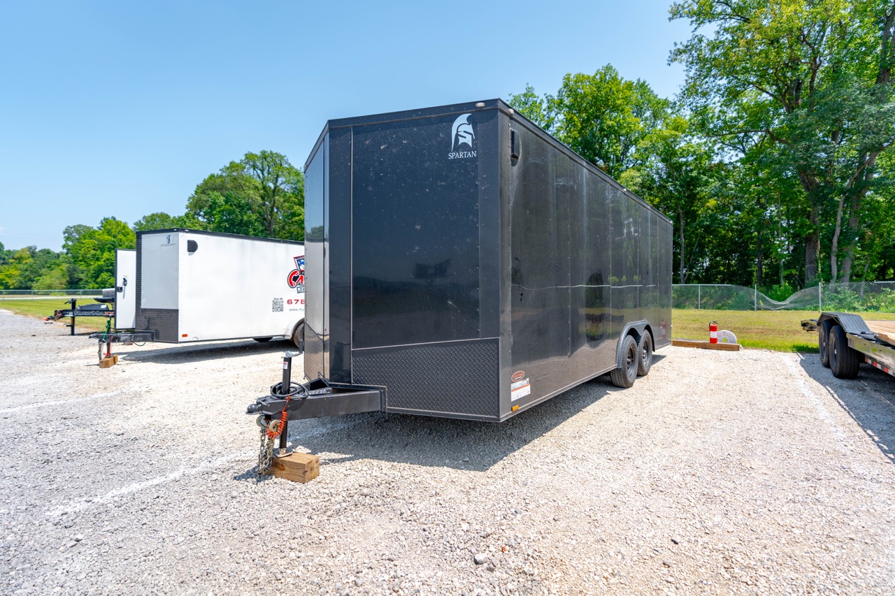 8.5x20 Enclosed Trailer thumbnail 2